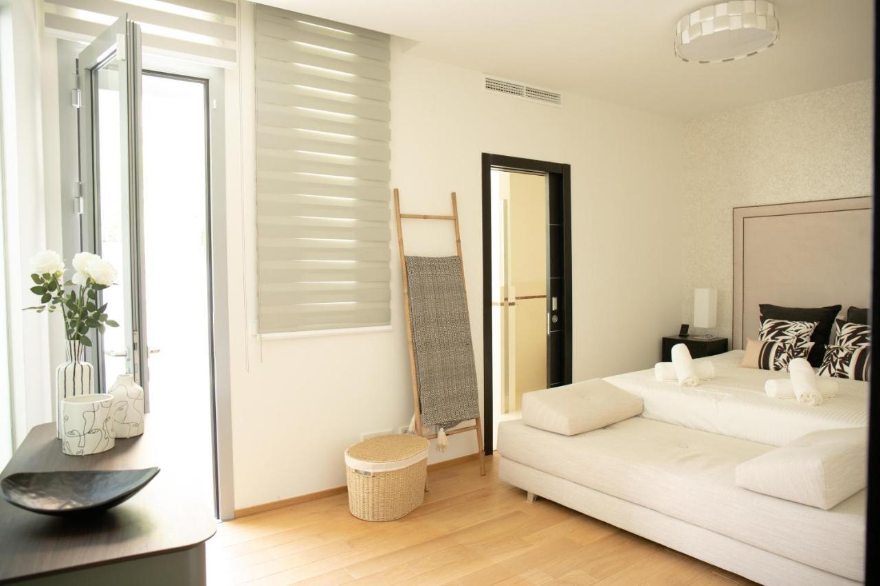 Luxurious 2 Bedroom Townhouse In Sierra Blanca Marbella Exterior foto